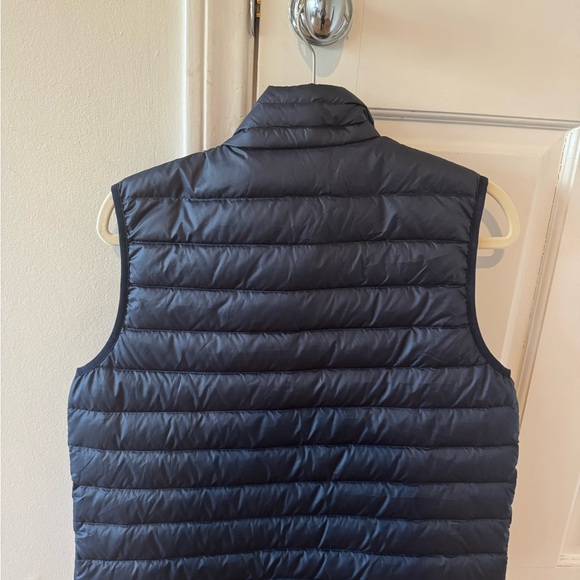 Like new boys Patagoniania vest - Picture 3 of 3